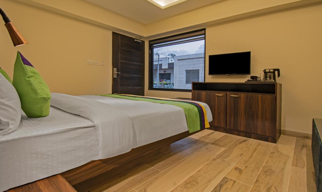 Treebo Pink City Grand Jaipur Dış mekan fotoğraf